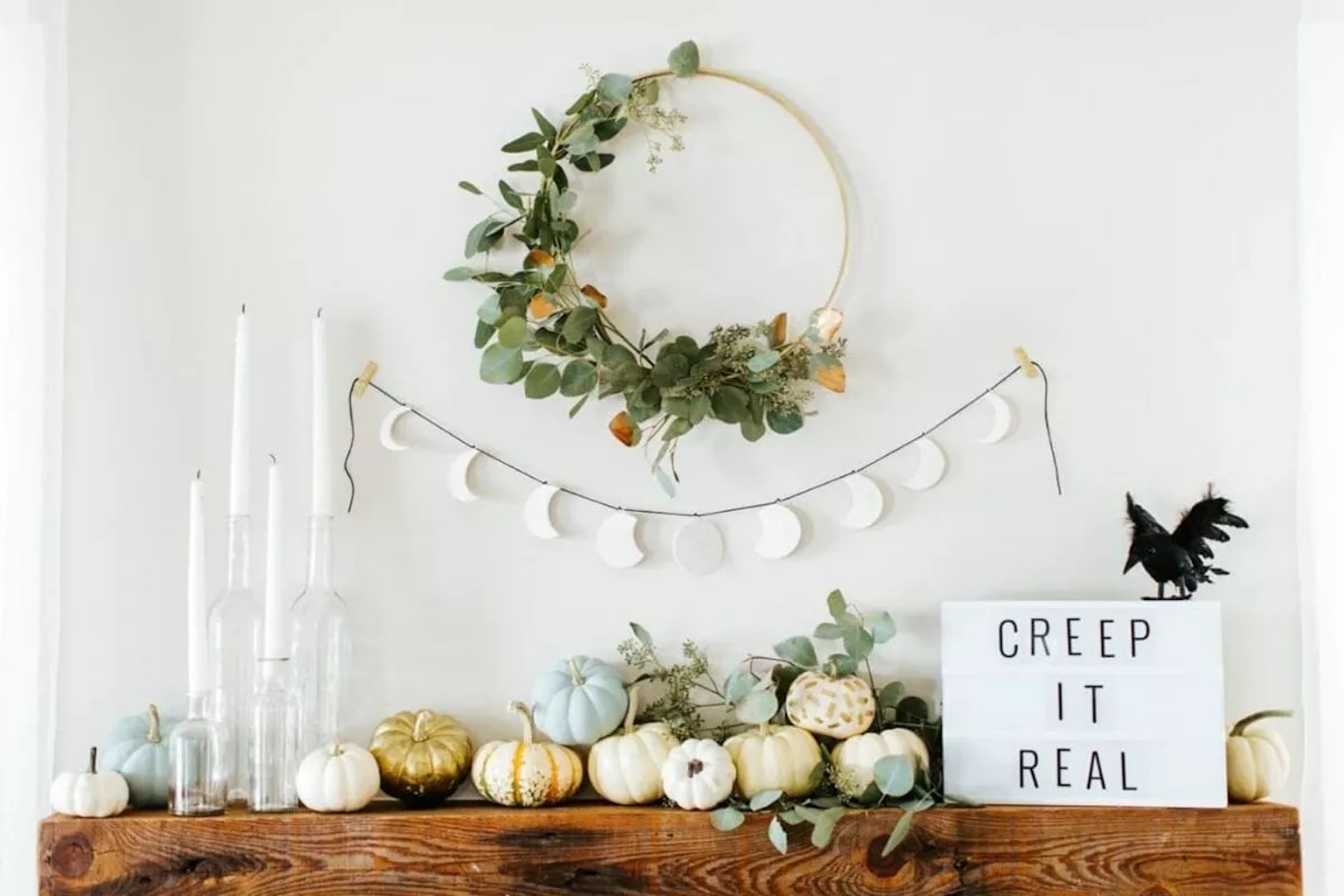 19 Modern Halloween Decorations For A Chic Autumn