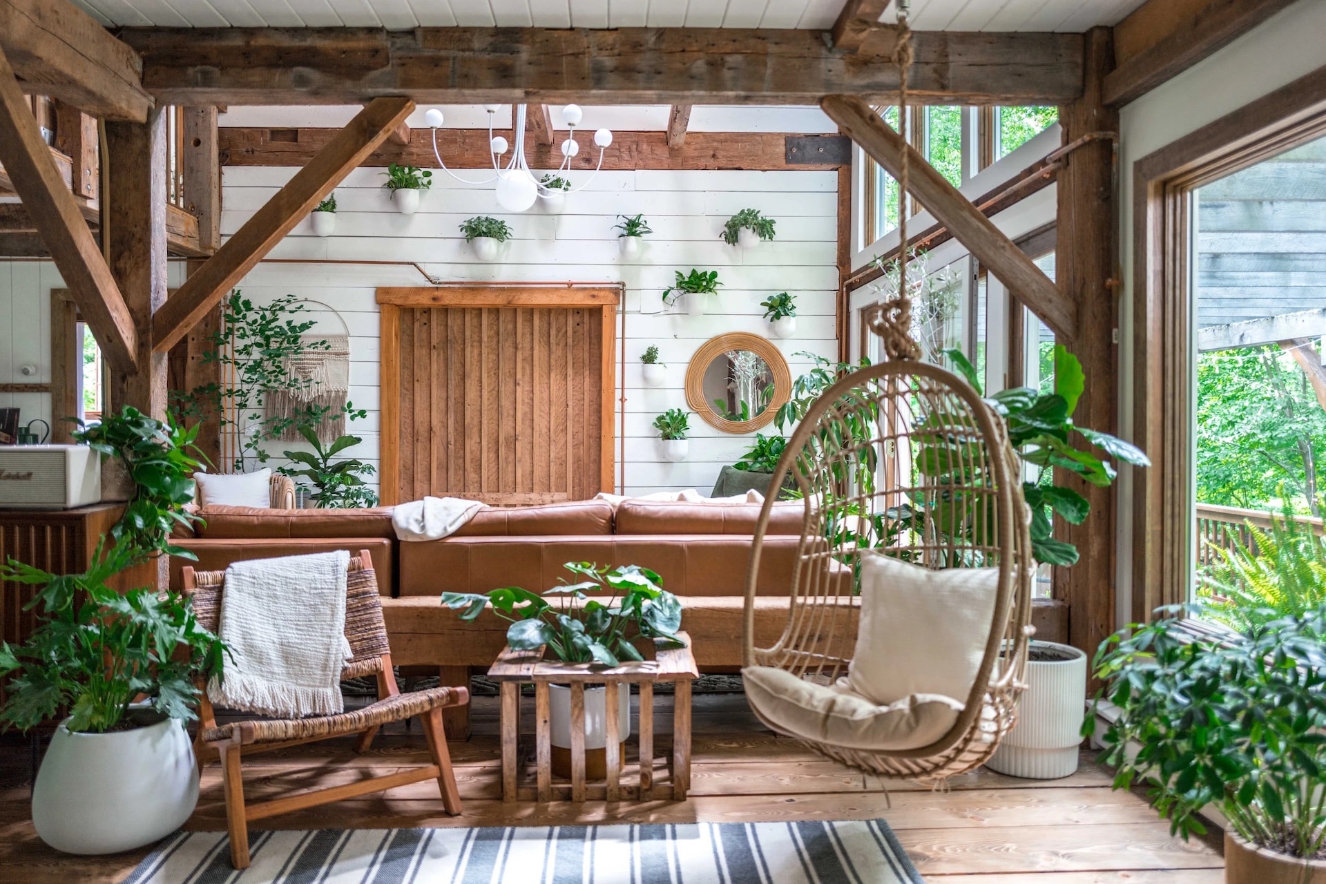 14 Helpful AirBnb Ideas To Make Your Property Stand Out And Get More Bookings