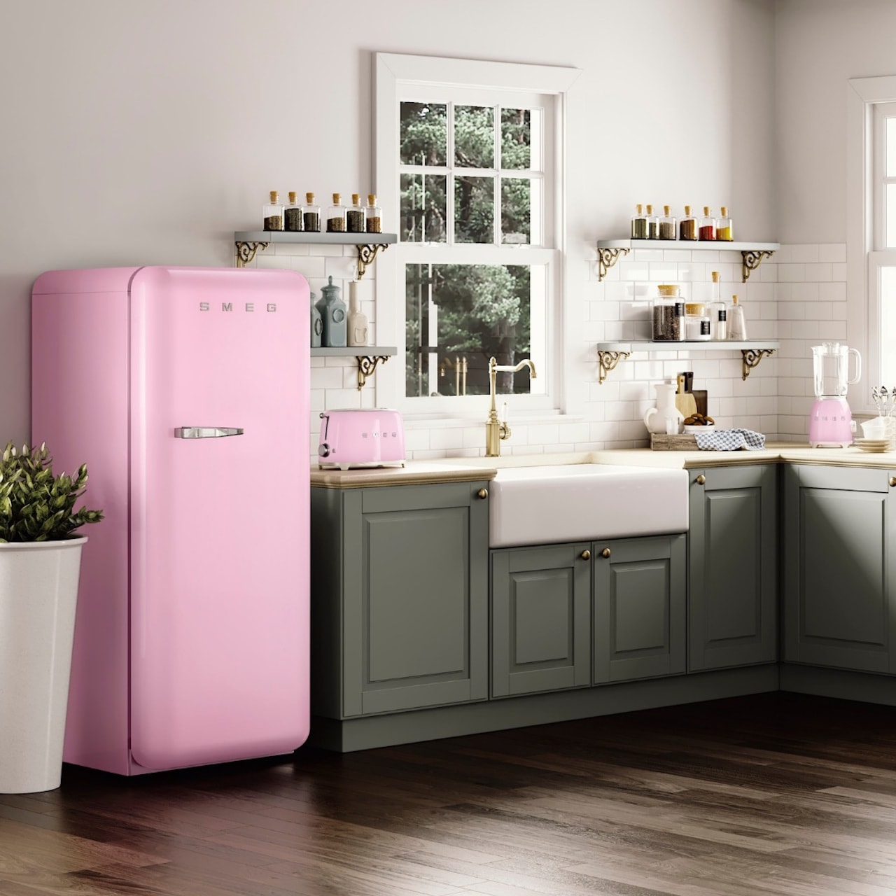 airbnb-ideas-for-more-bookings_pink-smeg-fridge