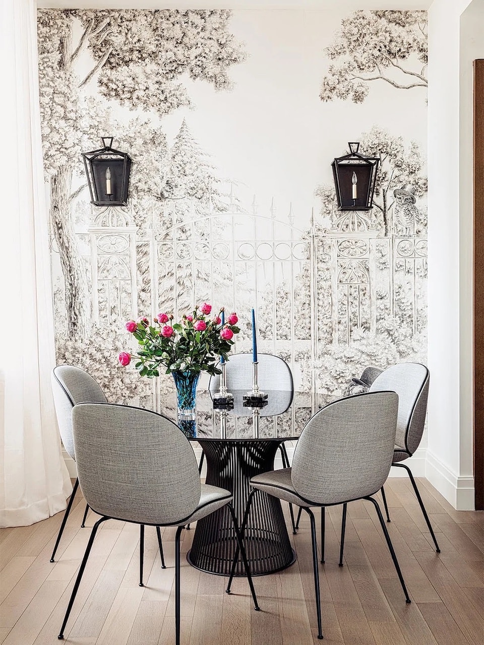 accent wall dos donts elegant wallpaper scene dining room