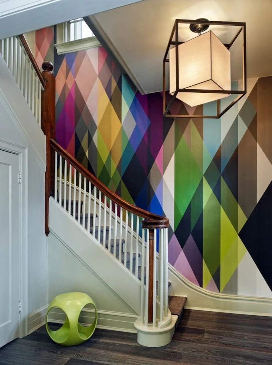 accent-wall-dos-donts_rainbow-colors