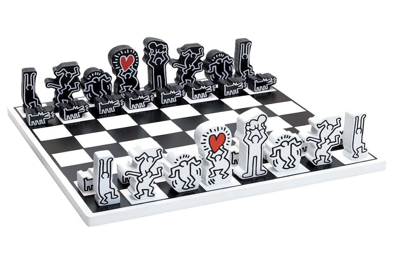 wedding gifts for art lovers keith haring chess set