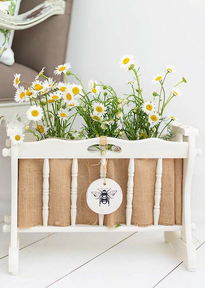 DIY recycling projects upcycled home decor magazine rack plant box edited