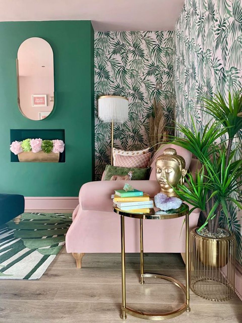 unexpected-color-combinations-interior-design-home_pink-green-living-room