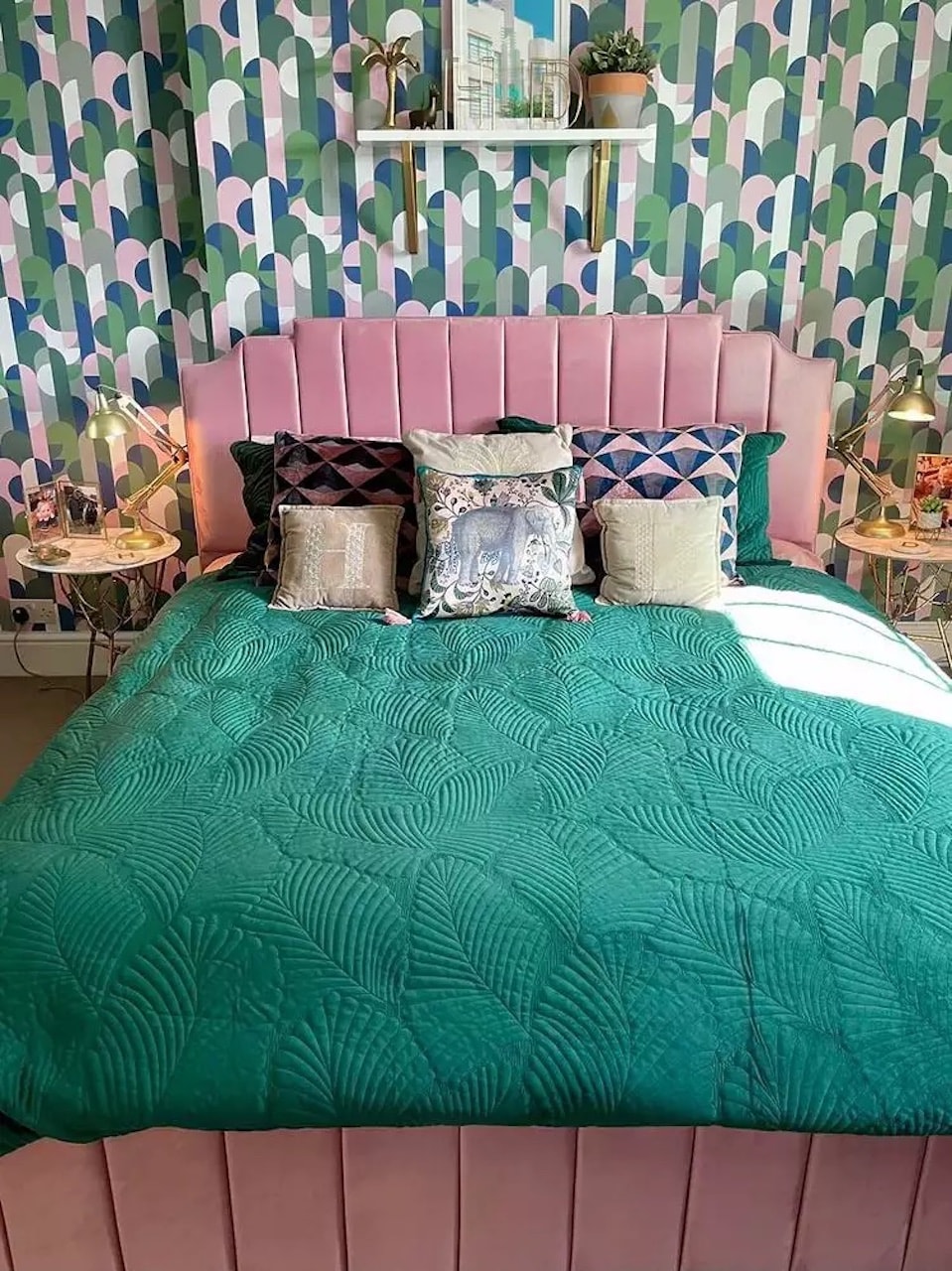 art deco bedroom ideas inspiration geometric bed wallpaper
