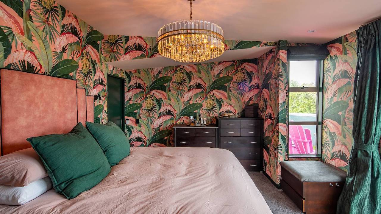 art deco bedroom ideas inspiration tropical vibes