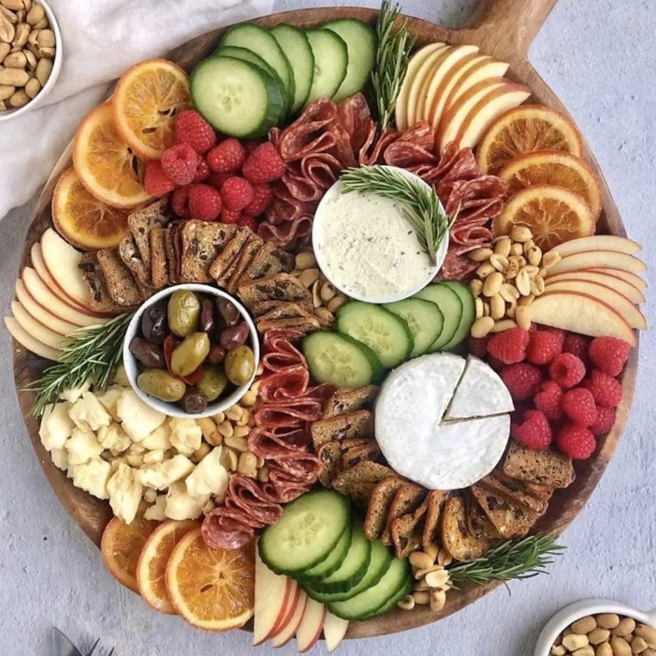 charcuterie board for the holidays christmas trader joes budget friendly