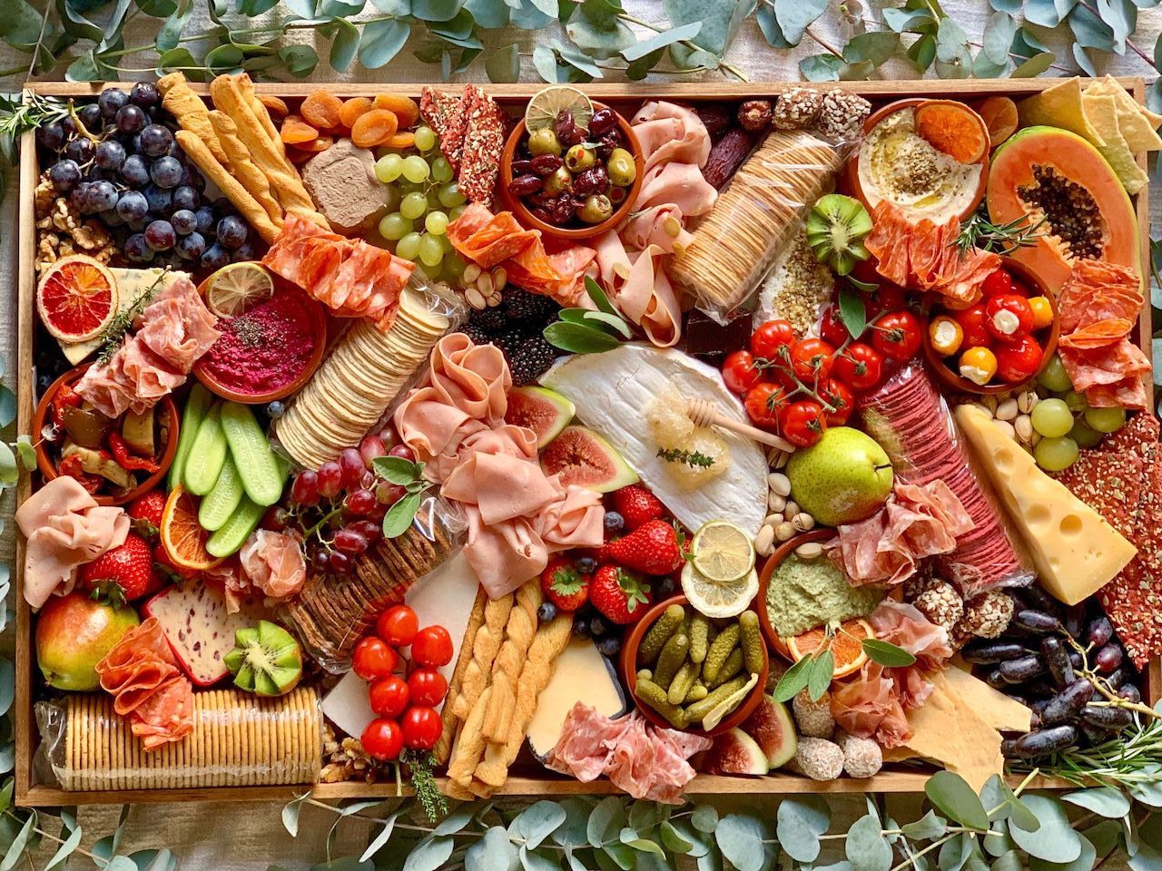 The Best Charcuterie Board Ideas For The Holidays (24 Themes & Ideas)